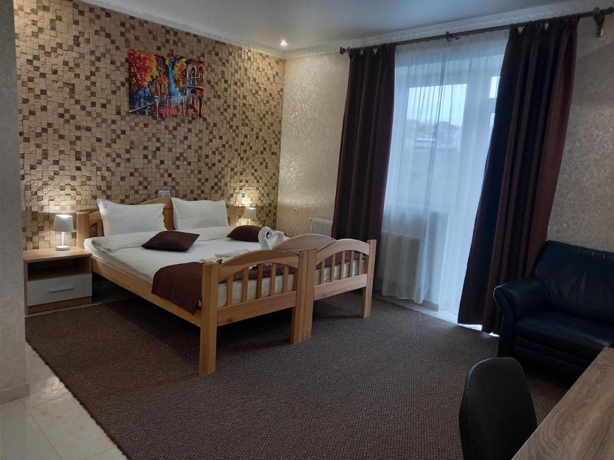Готель River House Умань